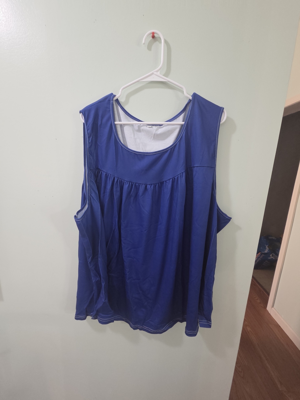 Women's Royal Blue Sleeveless Scoop Neck Tank Top